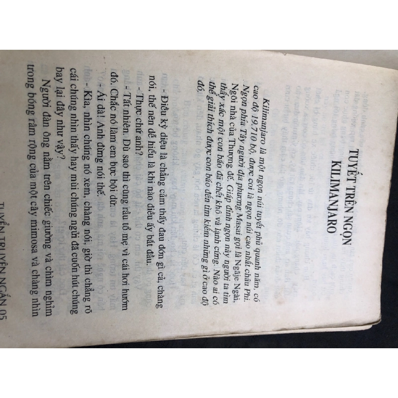 Tuyết Trên Ngọn Kilimanjaro mới 60% nobel văn chương 1954 ố vàng, bẩn bìa, tróc gáy 1997 Ernest Hemingway HPB0906 SÁCH VĂN HỌC 914901