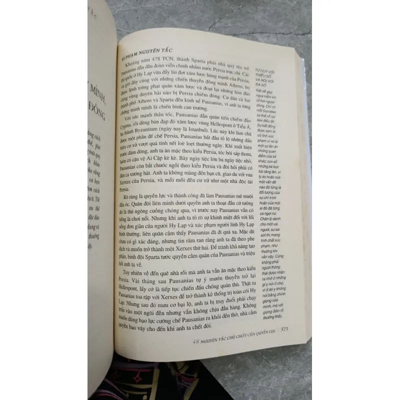 48 NGUYÊN TẮC CHỦ CHỐT CỦA QUYỀN LỰC - NGUYỄN MINH HOÀNG 738812