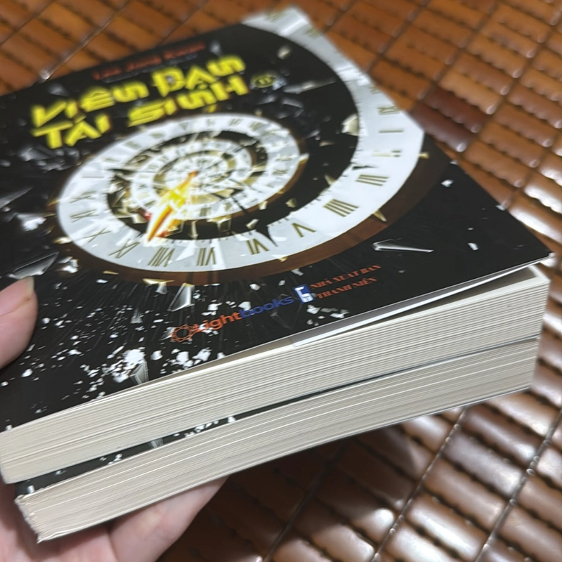 Viên đanh tái sinh - Lee Jong Kwan 532513