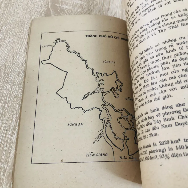 ĐỊA LÝ THÀNH PHỐ HỒ CHÍ MINH  928991