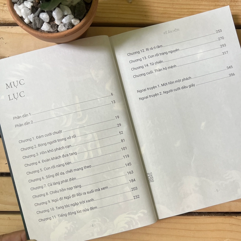 Sách Kẻ ăn hồn - Thảo Trang - Sách mới mua mới đọc 1 lần, tặng kèm chặn sách và 2 poster 522418