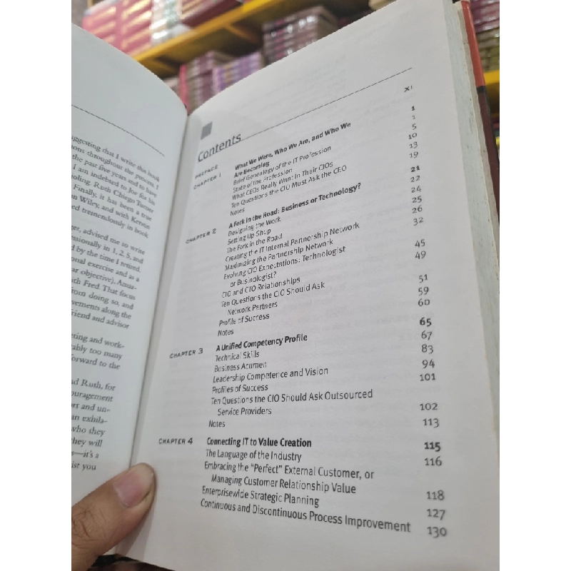 CIO SURVIVAL GUIDE : THE ROLES AND RESPONSIBILITIES OF THE CHIEF INFORMATION OFFICER - Karl D. Schubert 141901