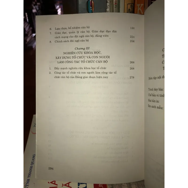 Tiếp tục đổi mới đồng bộ công tác cán bộ thời kỳ đẩy mạnh công nghiệp hoá hiện đại hoá 601375