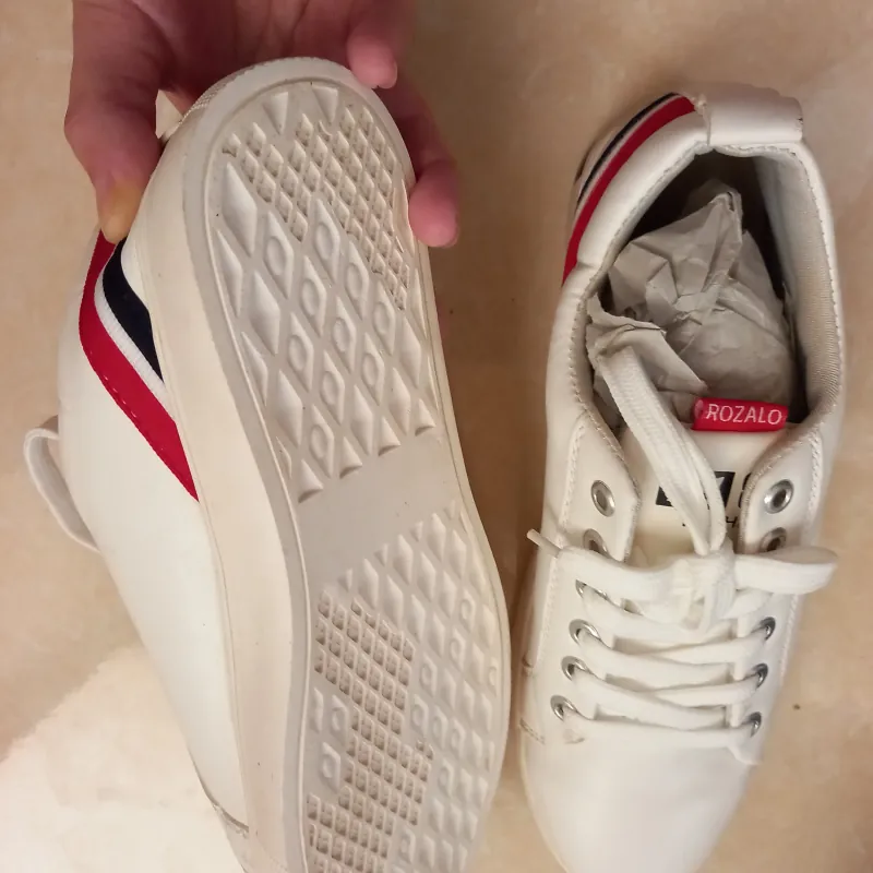 Giày thể thao nam lẻ size 38 1013359