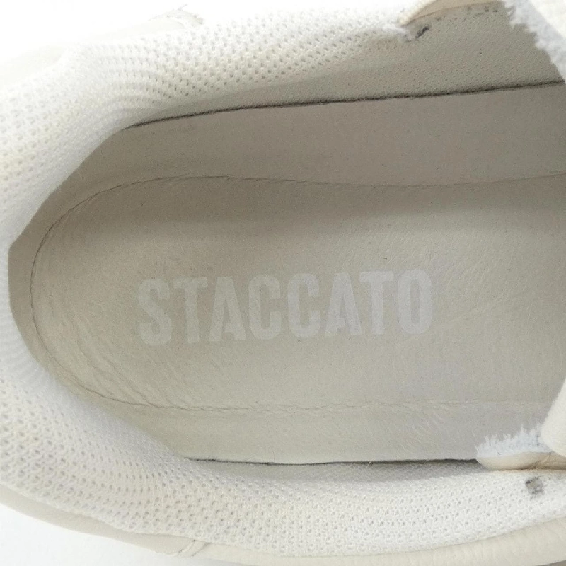 Giày sneaker STACCATO - Hàng hiệu Authentic 827411