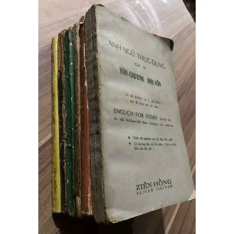 Anh ngữ thực dụng, trọn bộ 6 quyển, từ 1-6, Lê Bá Kông 740195