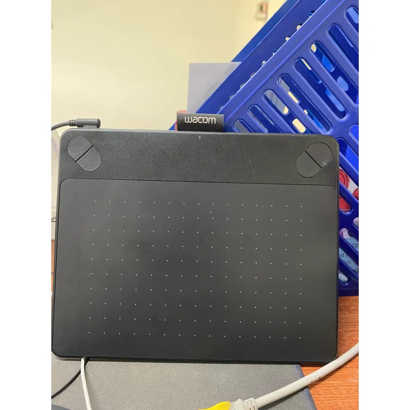 Bảng vẽ điện tử Wacom CTH 490 707407