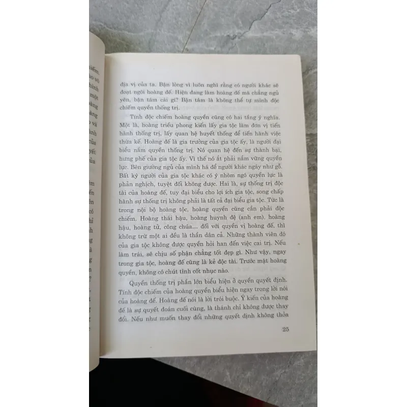 SINH HOẠT TRONG CUNG ĐÌNH TRUNG QUỐC - LÝ NHAM LINH 789755