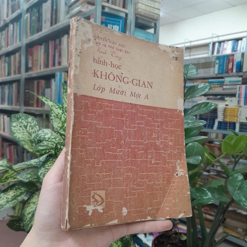 HÌNH HỌC KHÔNG GIAN LỚP MƯỜI MỘT A - NGUYỄN VĂN PHÚ 546590