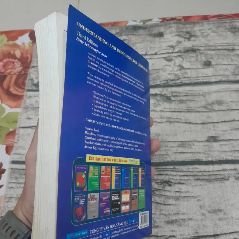 Understanding and Using English Grammer. 3rd. Betty Schrampfer Azar 675431