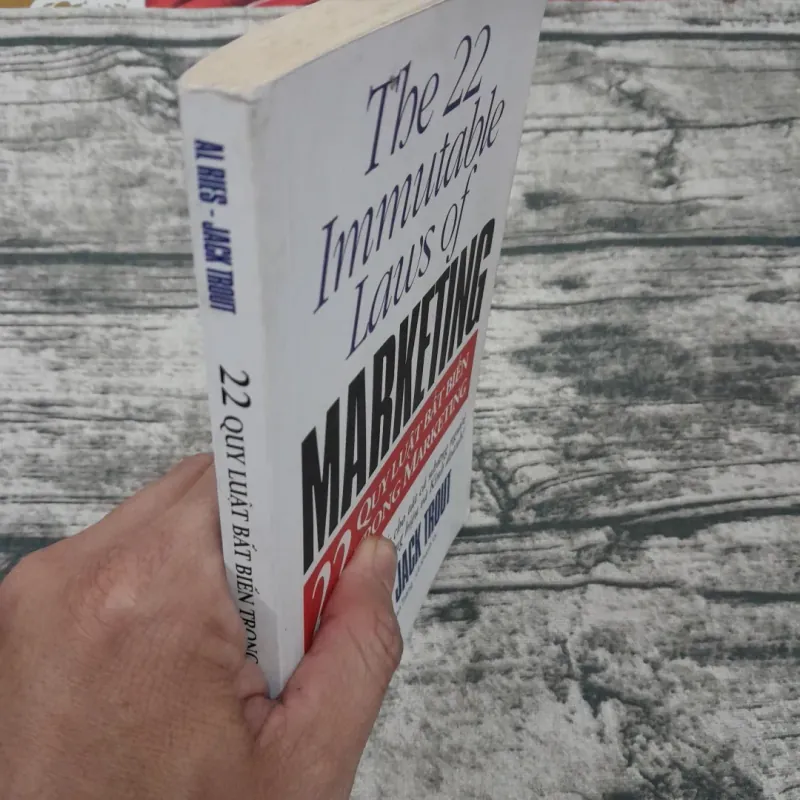 22 quy luật bất biến để thành công trong Marketing. TG Al Ries - Jack Trout  745190
