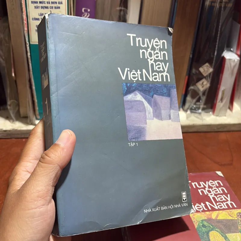 II Văn Học: Truyện Ngắn Hay Việt Nam (2 Cuốn) - Nhiều Tác Giả - 2000 1012877