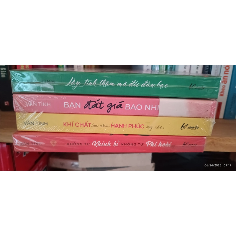 Combo 4 cuốn Vãn Tình nguyên seal 198992