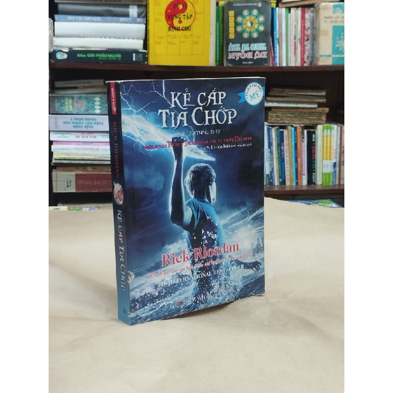 Kẻ Cắp Tia Chớp - Rick Riordan 127683