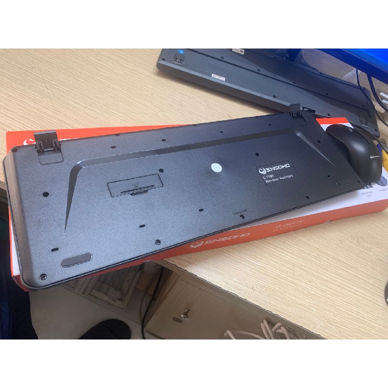 Bộ phím chuột không dây Ensoho E 116CB kèm pin 4543
