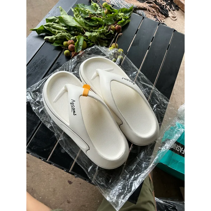 DÉP XỎ NGÓN NGOÀI TRỜI CHỐNG TRƠN TRƯỢT SIZE 41 CŨ 674452