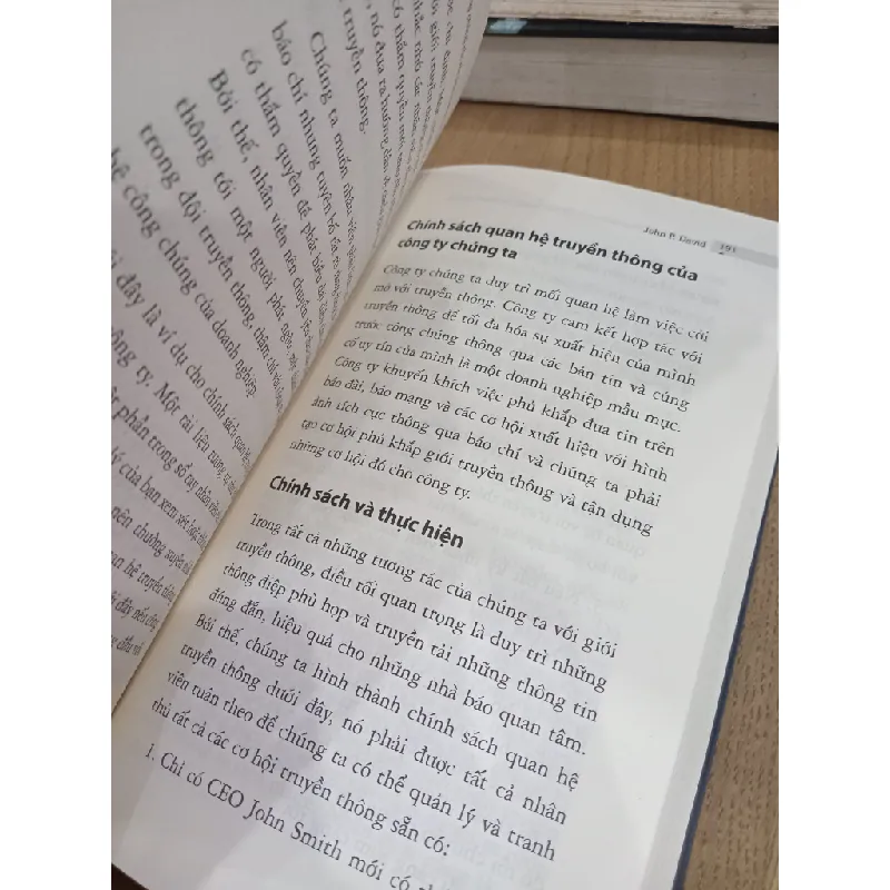 Tuyệt chiêu phòng chống rắc rối trên mạng cho doanh nghiệp - John P. David (Quế Chi dịch) 607240