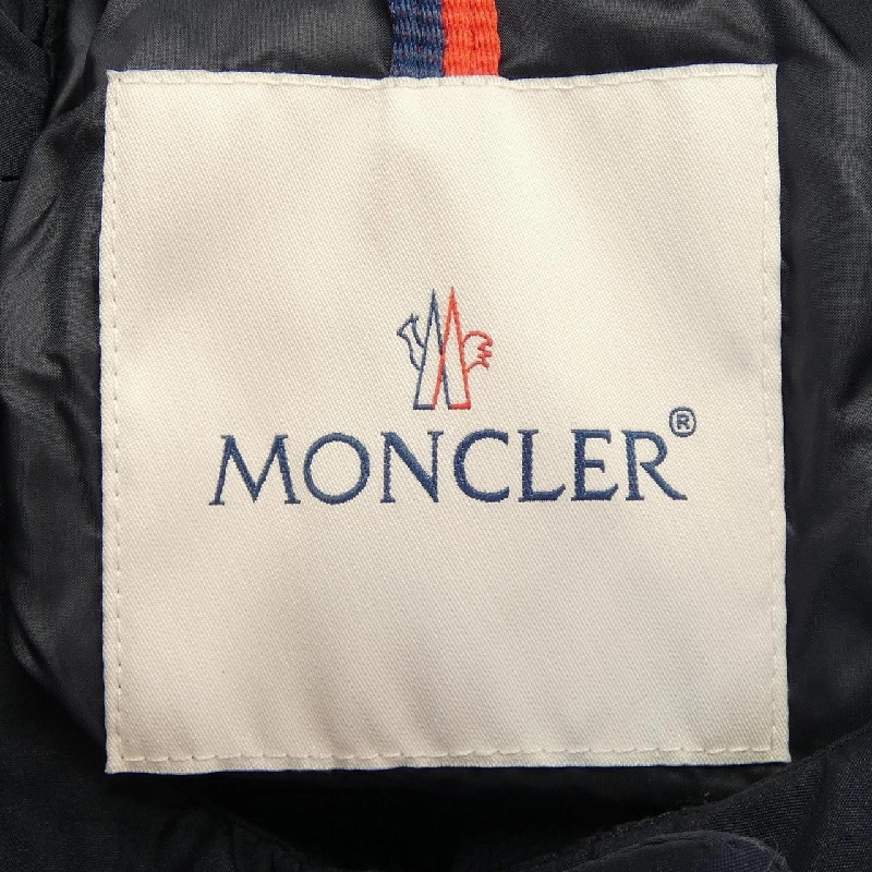 Áo khoác lông vũ MONCLER 640928