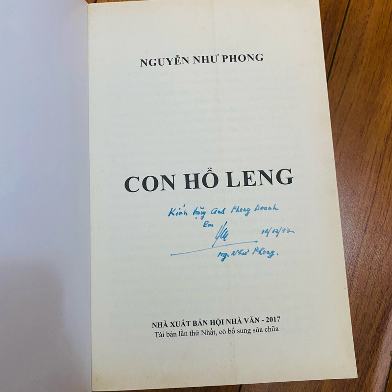Nguyễn Như Phong combo 10 cuốn ( cuốn Con Hổ Leng có ký tác giả) 475847