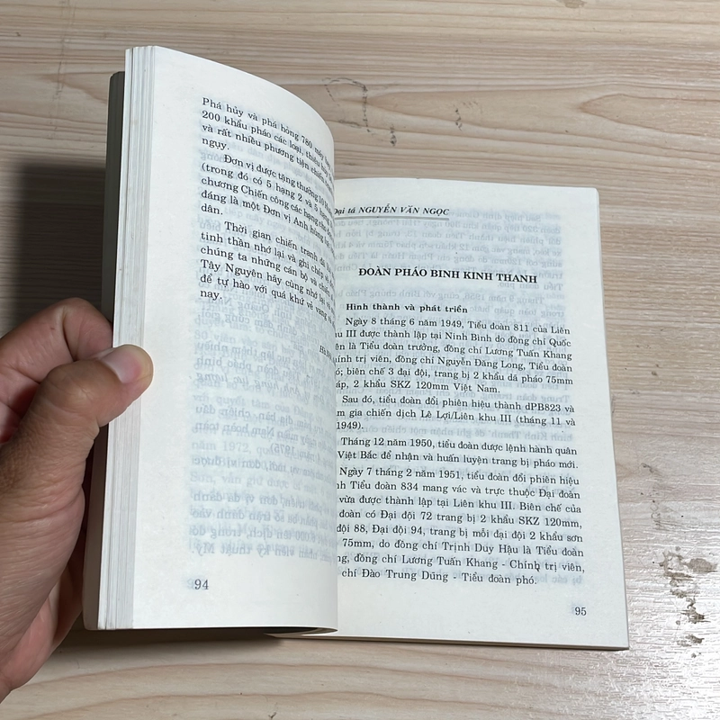 II Sách Lịch Sử: Pháo Binh _ Miền Trung Trung Bộ, Tây Nguyên Thời Đánh Mỹ - 2000 548699