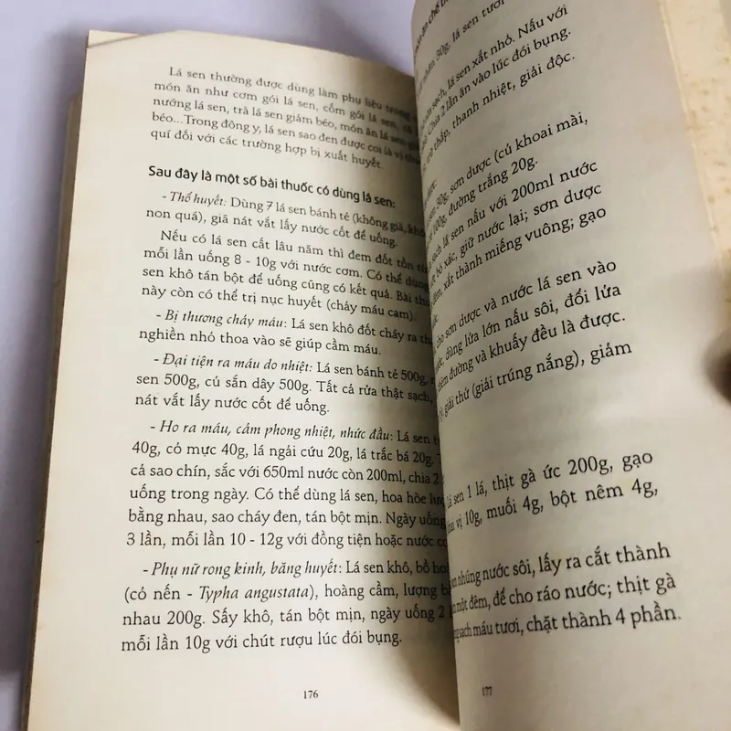 HOA QUẢ MÙA XUÂN VỪA ĐẸP VỪA NGON 693652