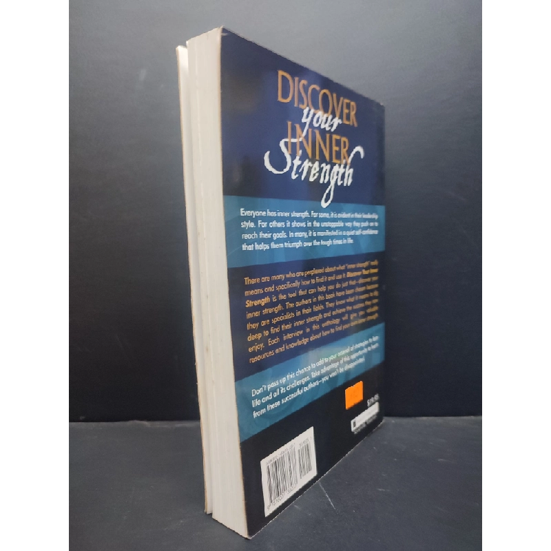 [Phiên Chợ Sách Cũ] Discover your inner strength nhiều tác giả 2009 giấy 2303 421097