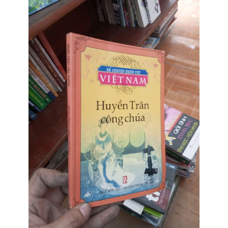 Huyền trân công chúa 2007 Sách truyện VAVO-AK19 935901