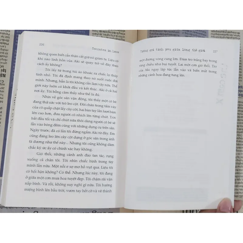 SOCRATES IN LOVE (tiếng gọi tình yêu giữa lòng thế giới) 1002220