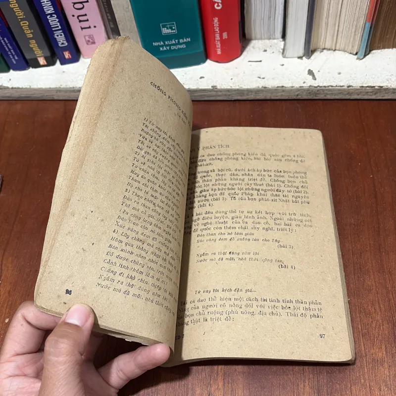 II Giáo Trình: Dạy Và Học _ Thơ Ca Dân Gian - Lê Trí Viễn (Chủ Biên) - 1986 764937