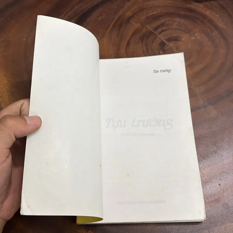 II Văn Học: Tựu Trường - Xuân Diện - 2010 998100