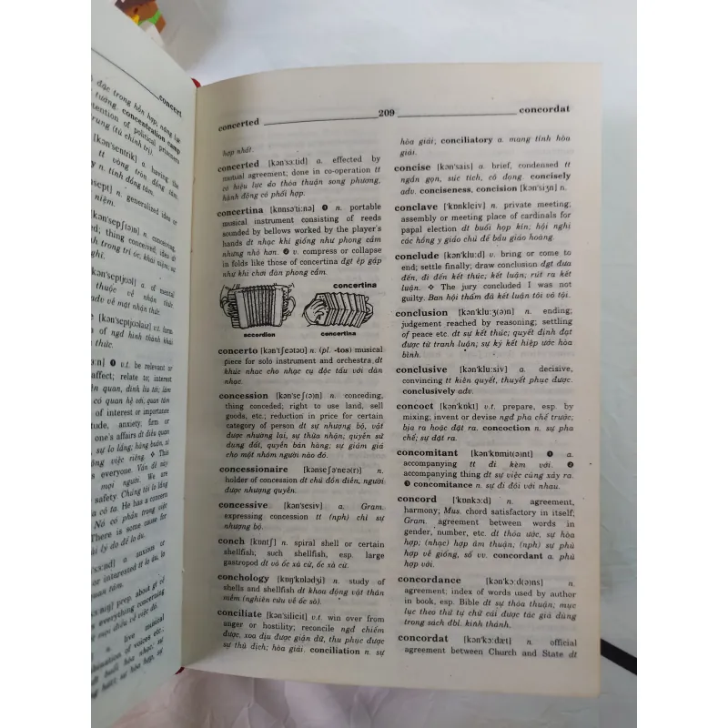 TỪ ĐIỂN ANH - VIỆT • OXFORD • CÓ HÌNH MINH HỌA CHO TỪ KHÓ - Bìa cứng, in năm 1997 764214