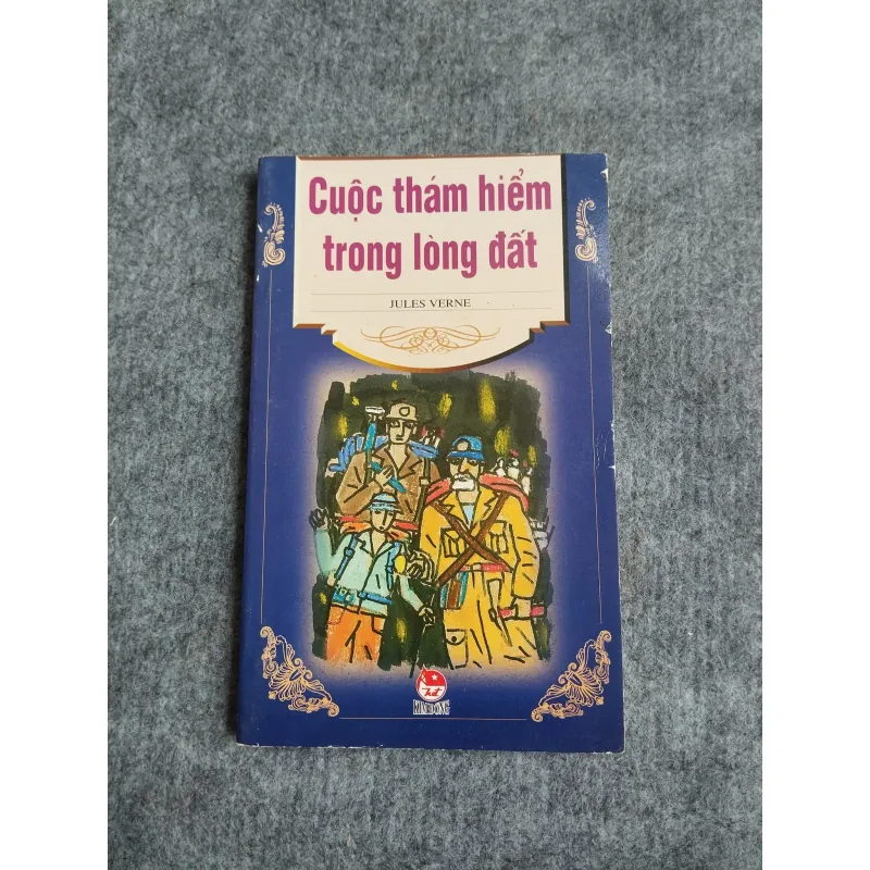 CUỘC THÁM HIỂM TRONG LÒNG ĐẤT - JULES VERNE 568030