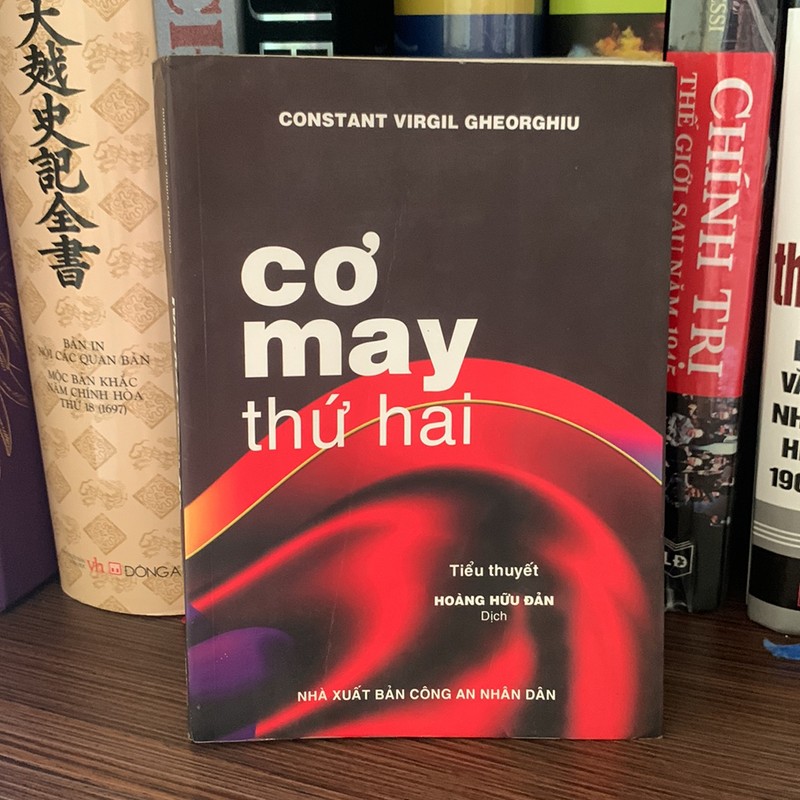 Cơ May Thứ Hai- (hay còn được biết đến với tên: Lối thoát cuối cùng) Constant V.Gheorghiu 161623