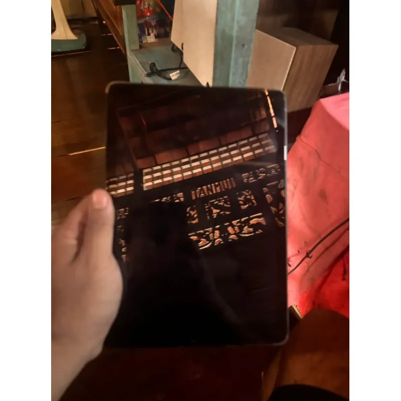 Xác ipad air 2  972184