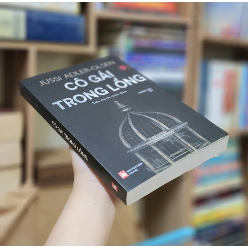 Truyện trinh thám tâm lý: CÔ GÁI TRONG LỒNG, mới 100% full seal,C. V. J  Henry Alder-Olsen 704319