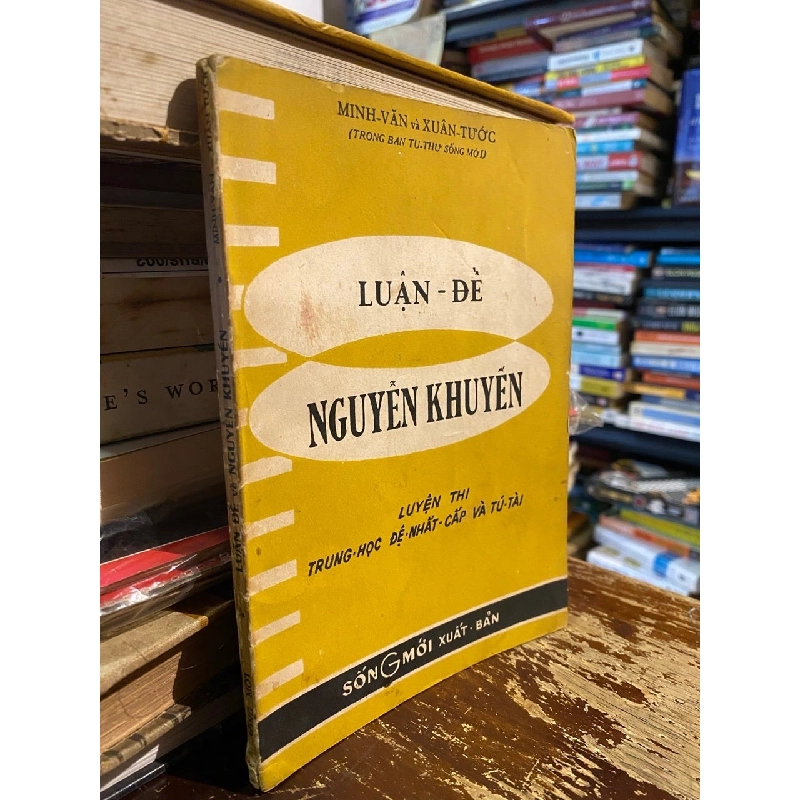Luận đề Nguyễn Khuyến - Minh Văn và Xuân Tước 1001876