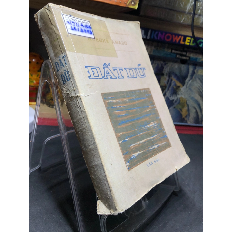 Đất Dữ sưu tầm (ố vàng nặng, rách bìa nhẹ) 1980 Horghê Amađô HPB0906 SÁCH VĂN HỌC 451173
