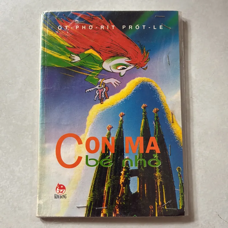 Con ma bé nhỏ 738540