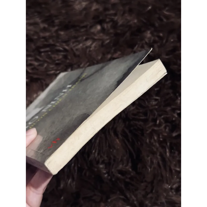 Nỗi buồn chiến tranh 756672