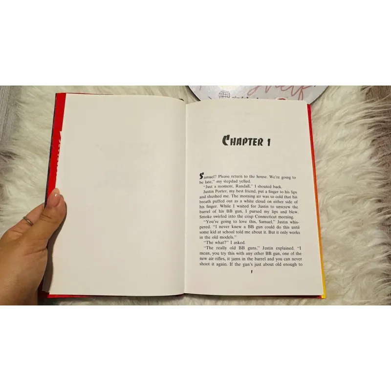 [Sách 2hand từ US] Like new 90% - Journey into Terror- Bill Wallace 1008343