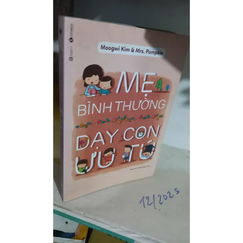 mẹ bình thường dạy con ưu tú 740903