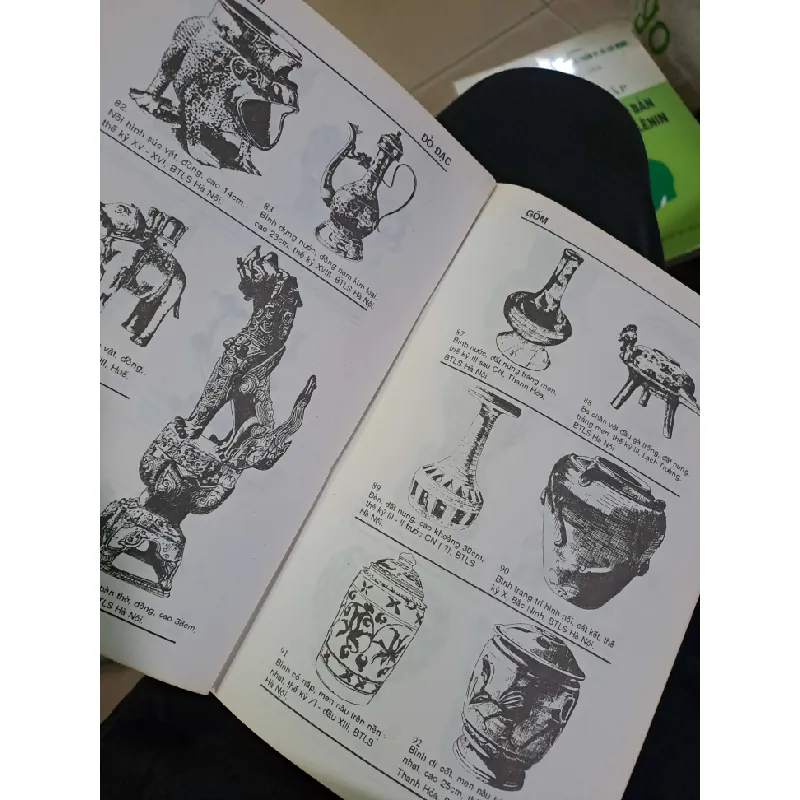 Mỹ thuật Châu Á mới 80% ố 1995 LỊCH SỬ - CHÍNH TRỊ - TRIẾT HỌC HCM1809 560876