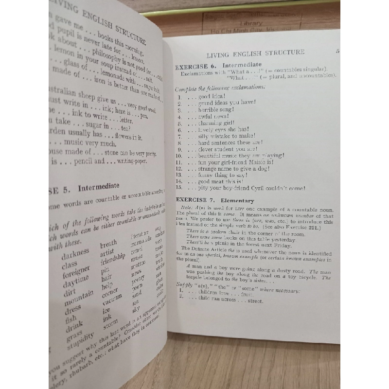 Living English structure: Practice book for foreign students - W. Stannard Allen 530771