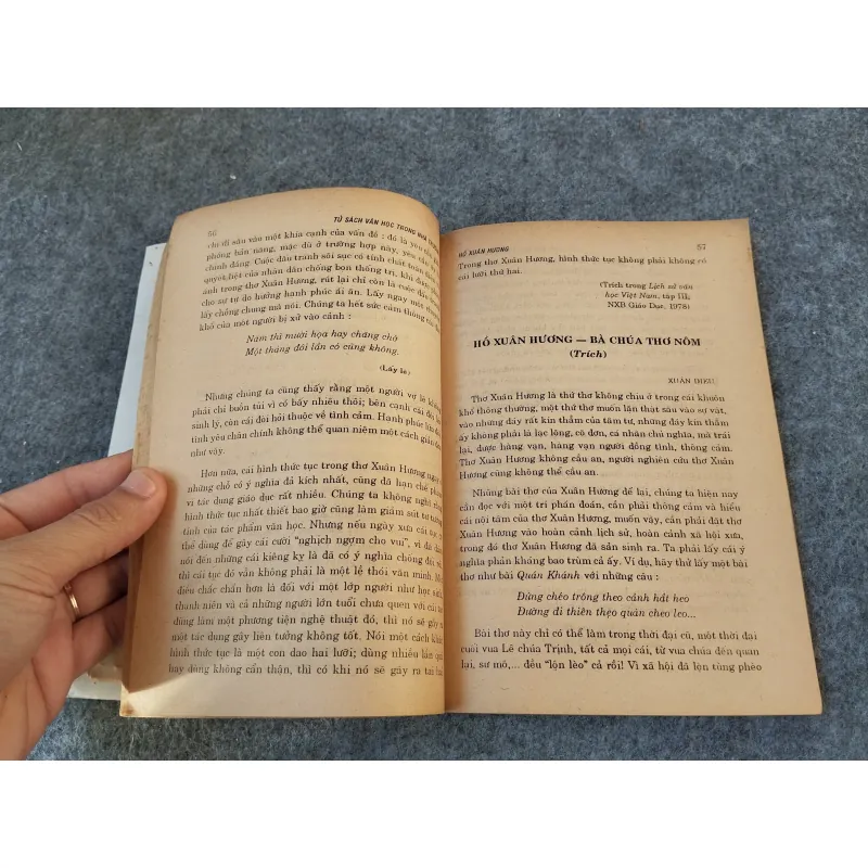 HỒ XUÂN HƯƠNG 719969