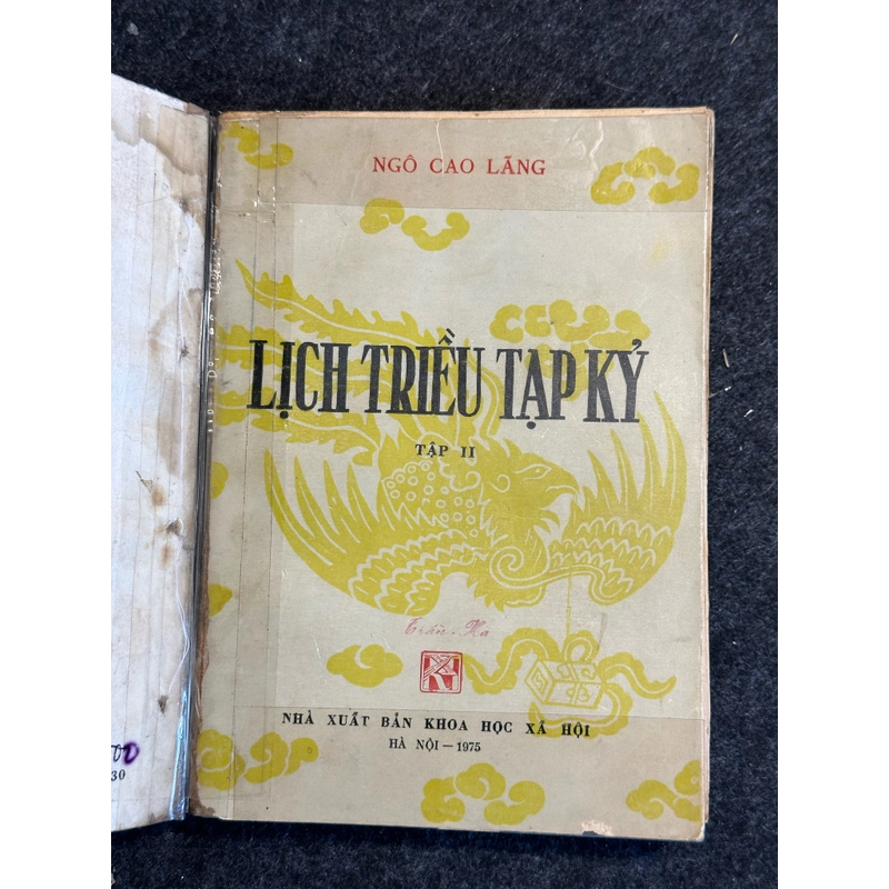 Lịch Triều Tạp Kỷ (Trọn bộ 2 tập) 493929