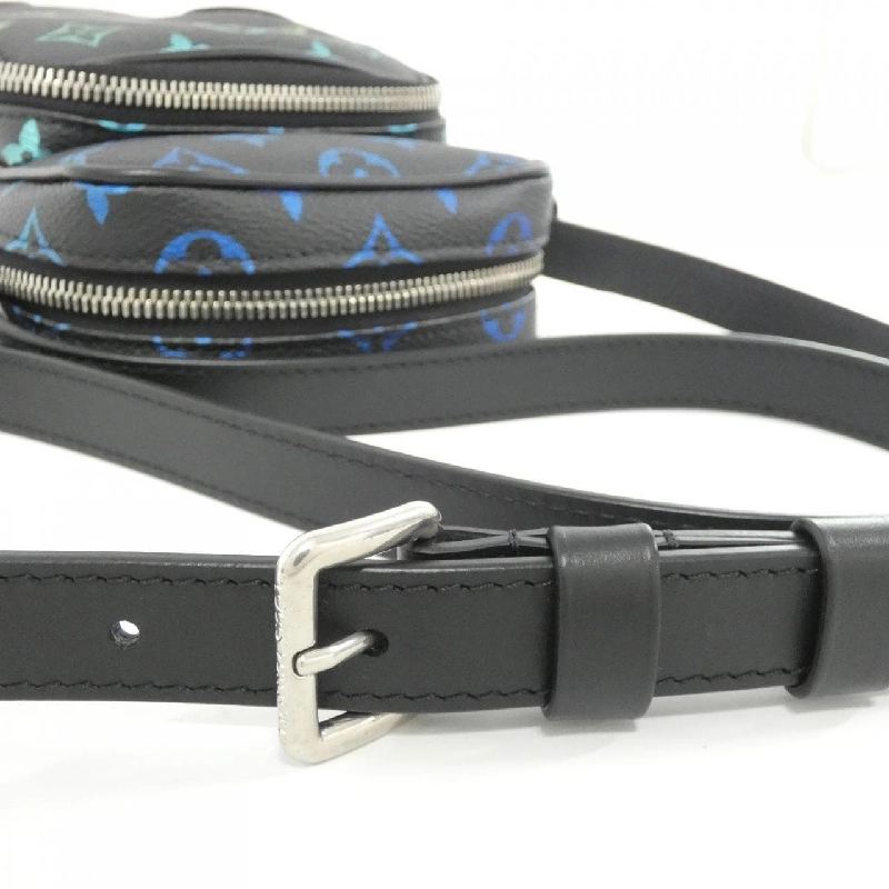 Túi xách vai Louis Vuitton Monogram Iridescent Amazon M13898 - Hàng hiệu Chính hãng 805805