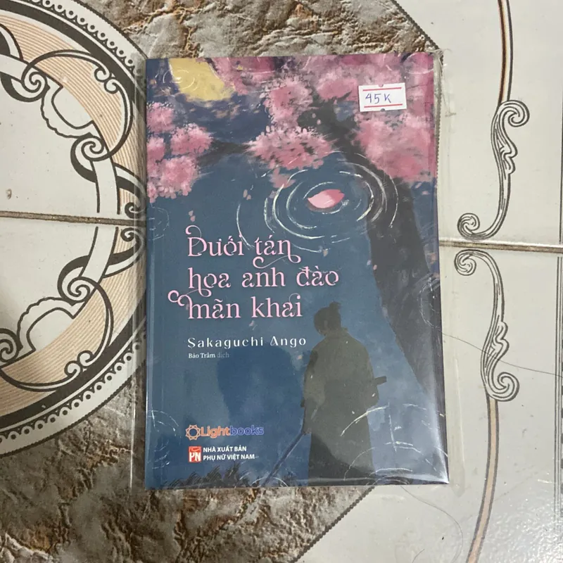 Dưới tán hoa anh đào mãn khai - Sakaguchi Ango 697835