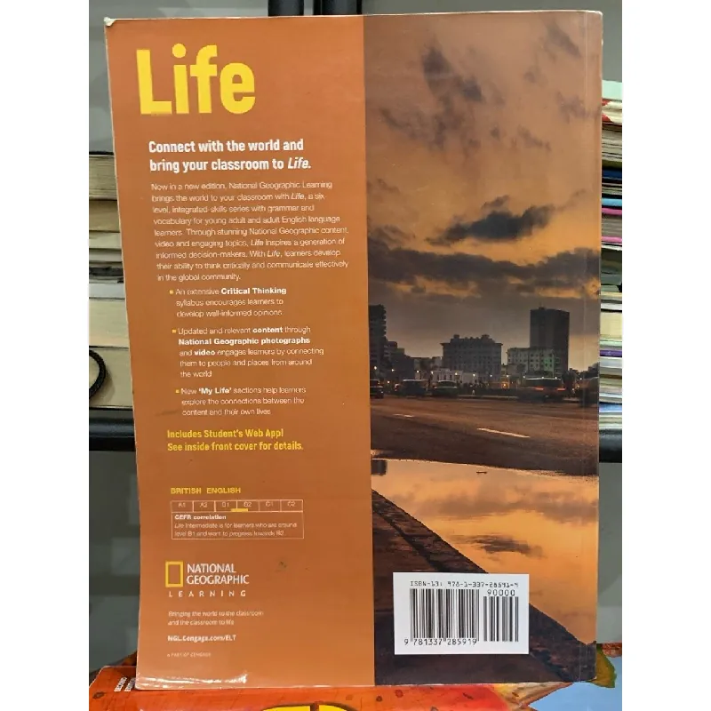 Life – Student’s Book (Intermediate, Second Edition) – Helen Stephenson, John Hughes 592496