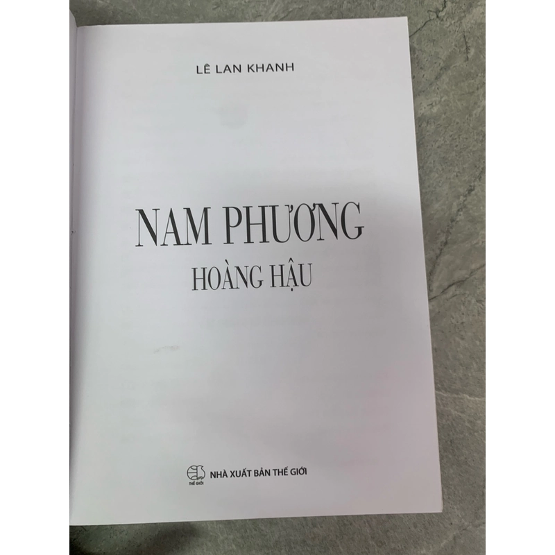 NAM PHƯƠNG HOÀNG HẬU - Lê Lan Khanh 279195