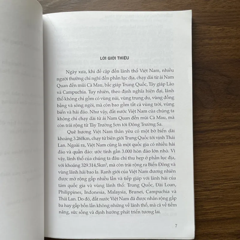 Biển Đông và hải đảo Việt Nam 934003